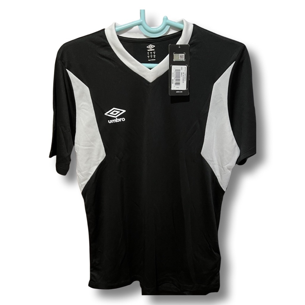 Umbro. Jersey. Size Small. Color back.
